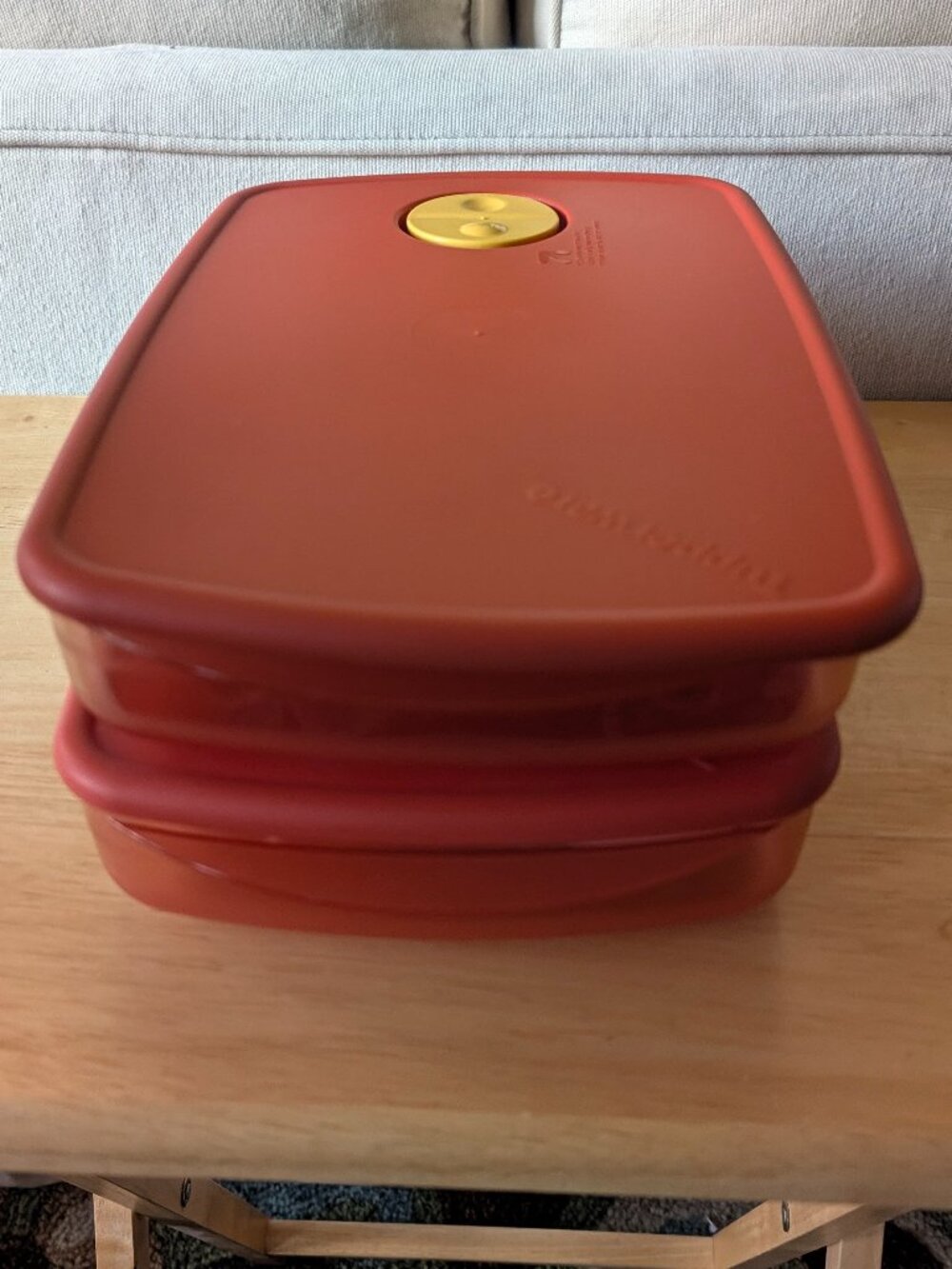NWT Tupperware Rock 'N Serve set of 2 Large Shallow Containers